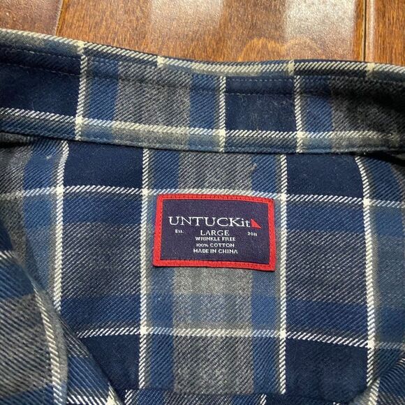 UNTUCKit Casual Fit Button Front Plaid Navy Blue Cotton Shirt Men's Size Large - Picture 6 of 10